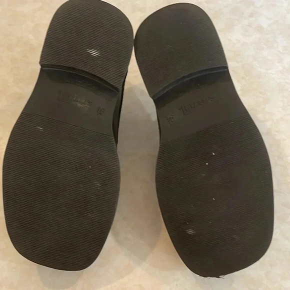 Smart Fit Slip On Black Dress Shoes Boys Sz 9.5, Great Condition - Picture 6 of 7